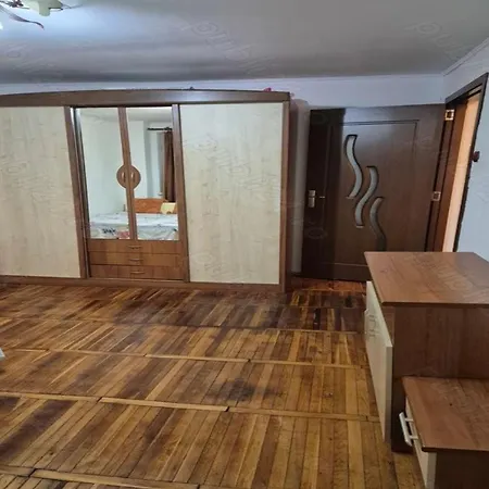 Apartment Buget *